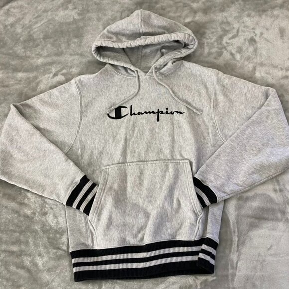 Champion Reverse Weave Light Grey Pullover Hoodie with Kangaroo Pocket Size S - Picture 1 of 11